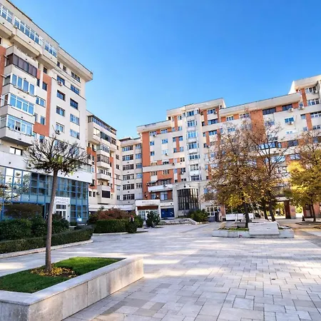 Апартамент Panorama 7 - Ultracentral Iconic View Крайова