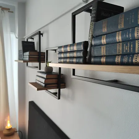 Panorama 7 - Ultracentral Iconic View *