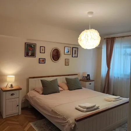 Panorama 7 - Ultracentral Iconic View Apartment *