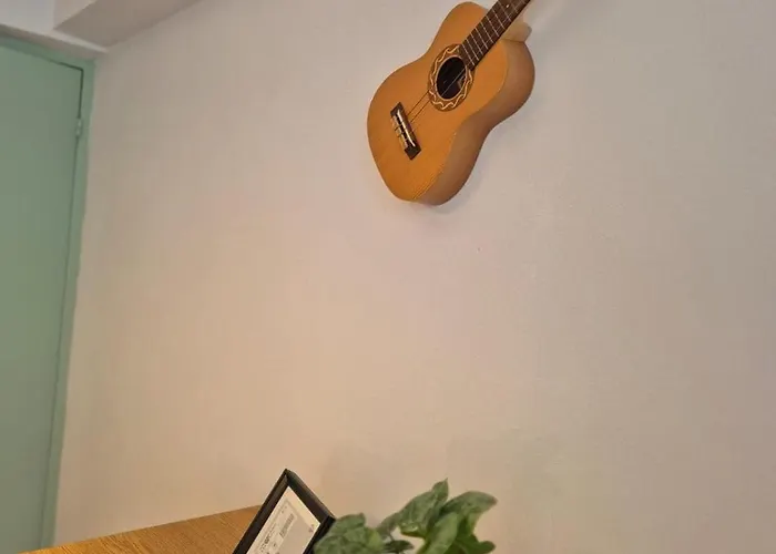 Panorama 7 - Ultracentral Iconic View