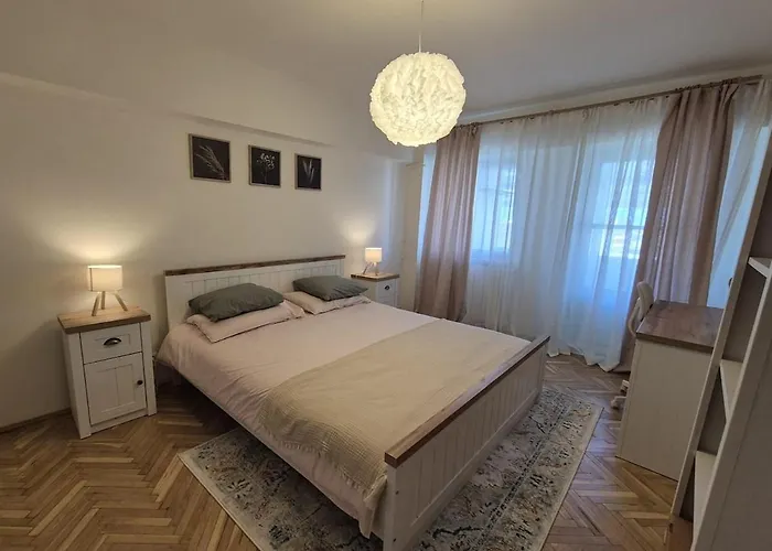 Panorama 7 - Ultracentral Apartment Iconic View Craiova